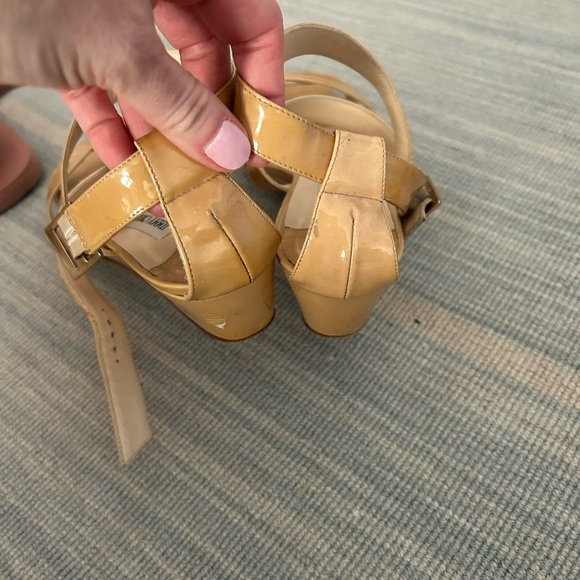 Jimmy Choo nude patent sandal - Picture 4 of 4